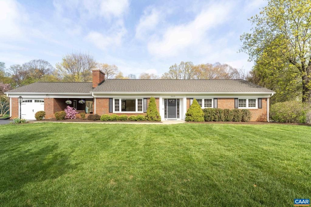 2613 Northfield Rd, Charlottesville, VA 22901 Main Photo