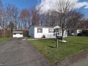 124 ASHLEY LANE, LEHIGHTON, PA 18235