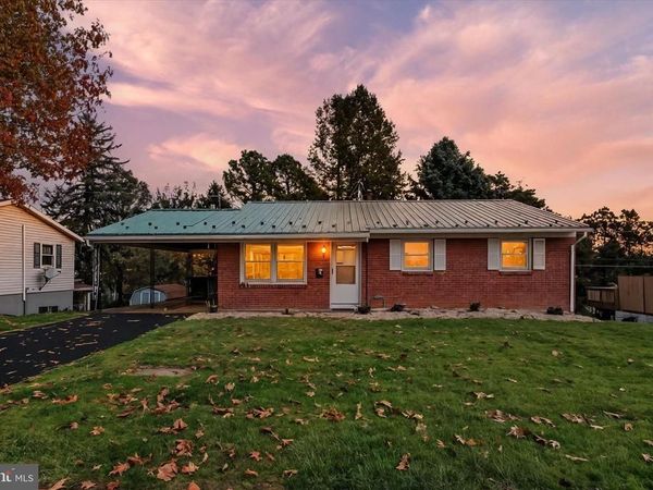 306 COTTAGE STREET , WAYNESBORO, PA 17268