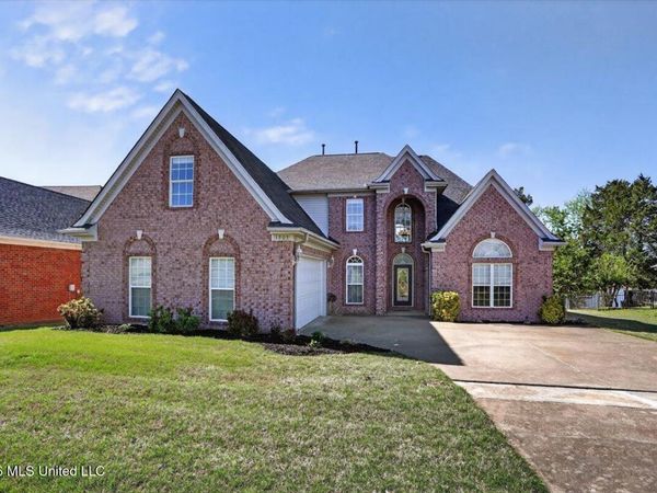 1203 Lake View Drive, Hernando, MS 38632