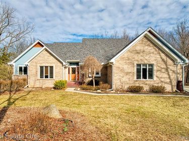 167 Forest Valley Court, Putnam Twp, MI 48169