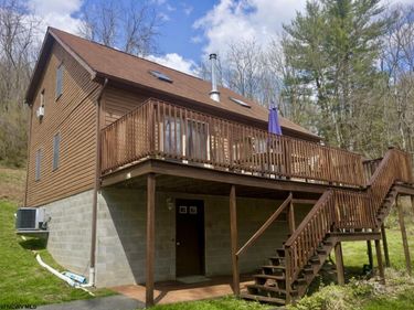 672 Buffalo Brink Road, Mannington, WV 26582