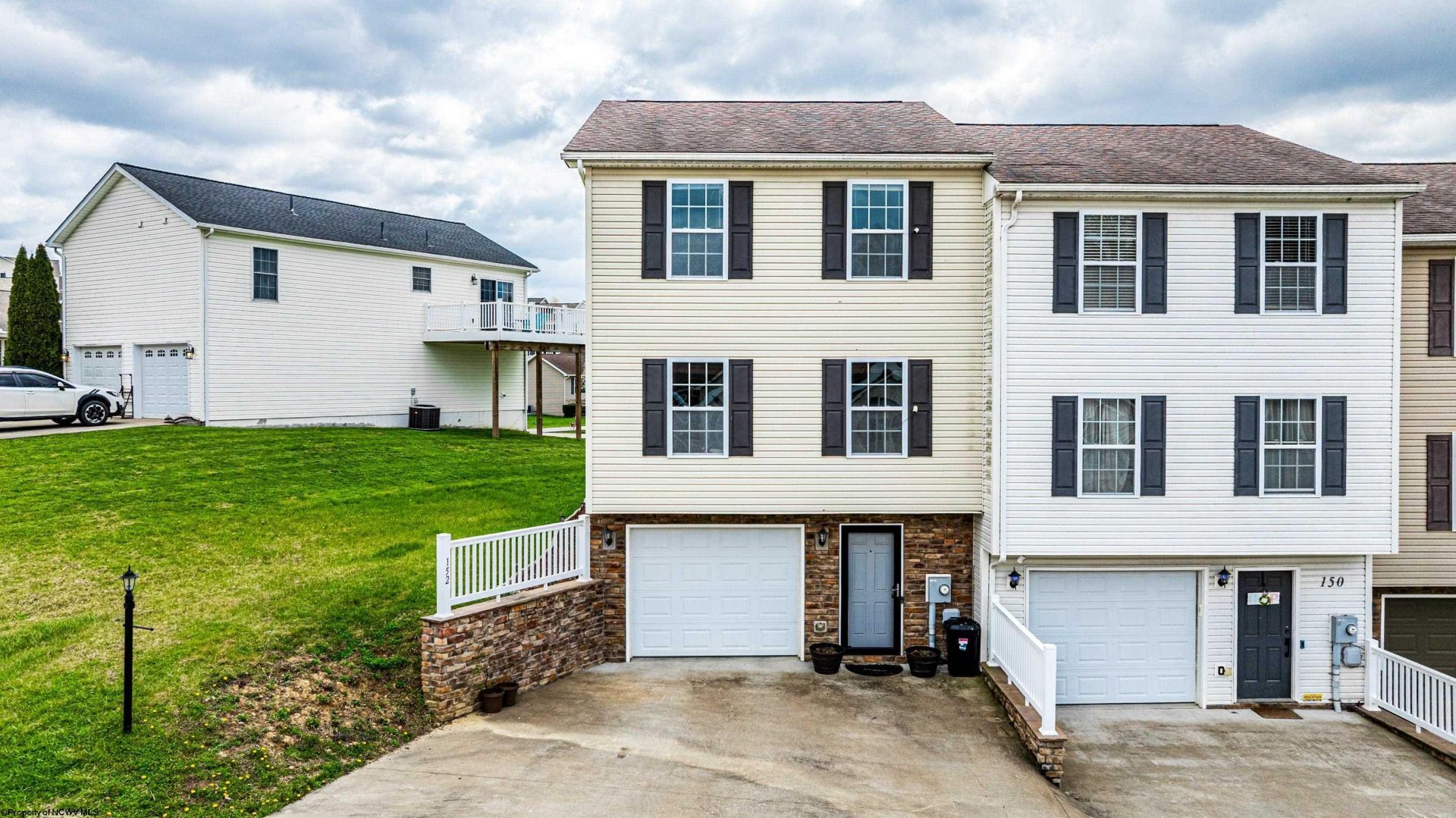 152 Eagle Drive, Maidsville, WV 26541 Main Photo