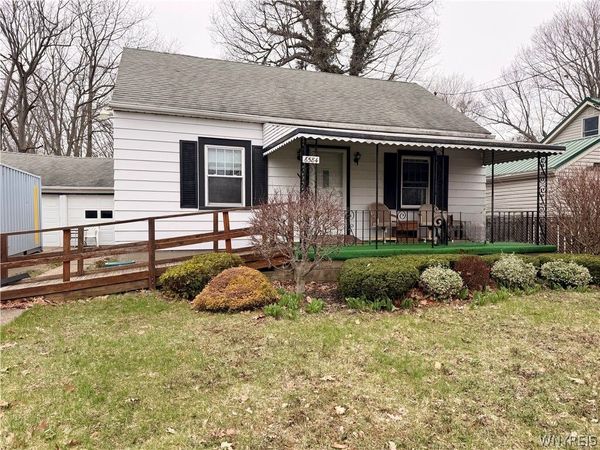 6584 Hamilton Drive , Derby, NY 14047