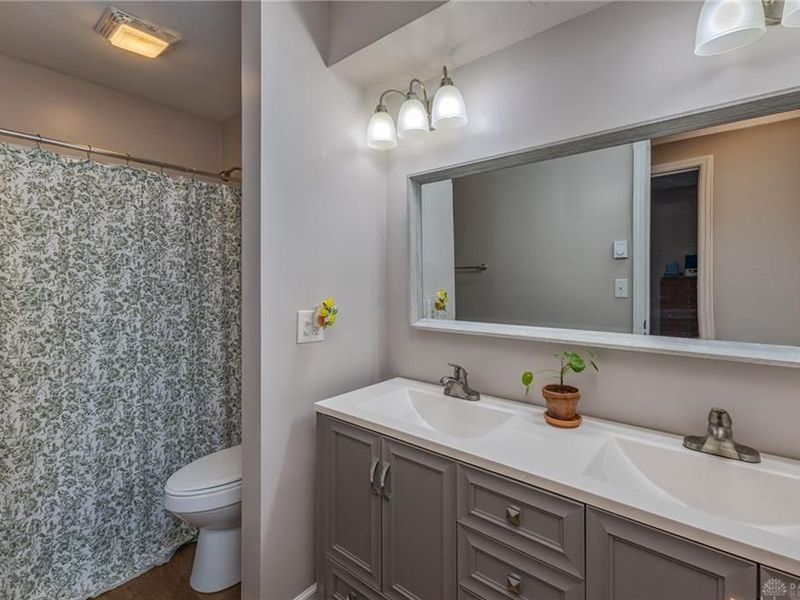 415 Wildrose Lane, Greenville, OH 45331 Photo 17