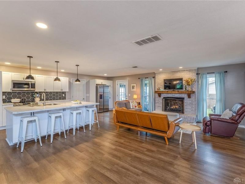 415 Wildrose Lane, Greenville, OH 45331 Photo 2