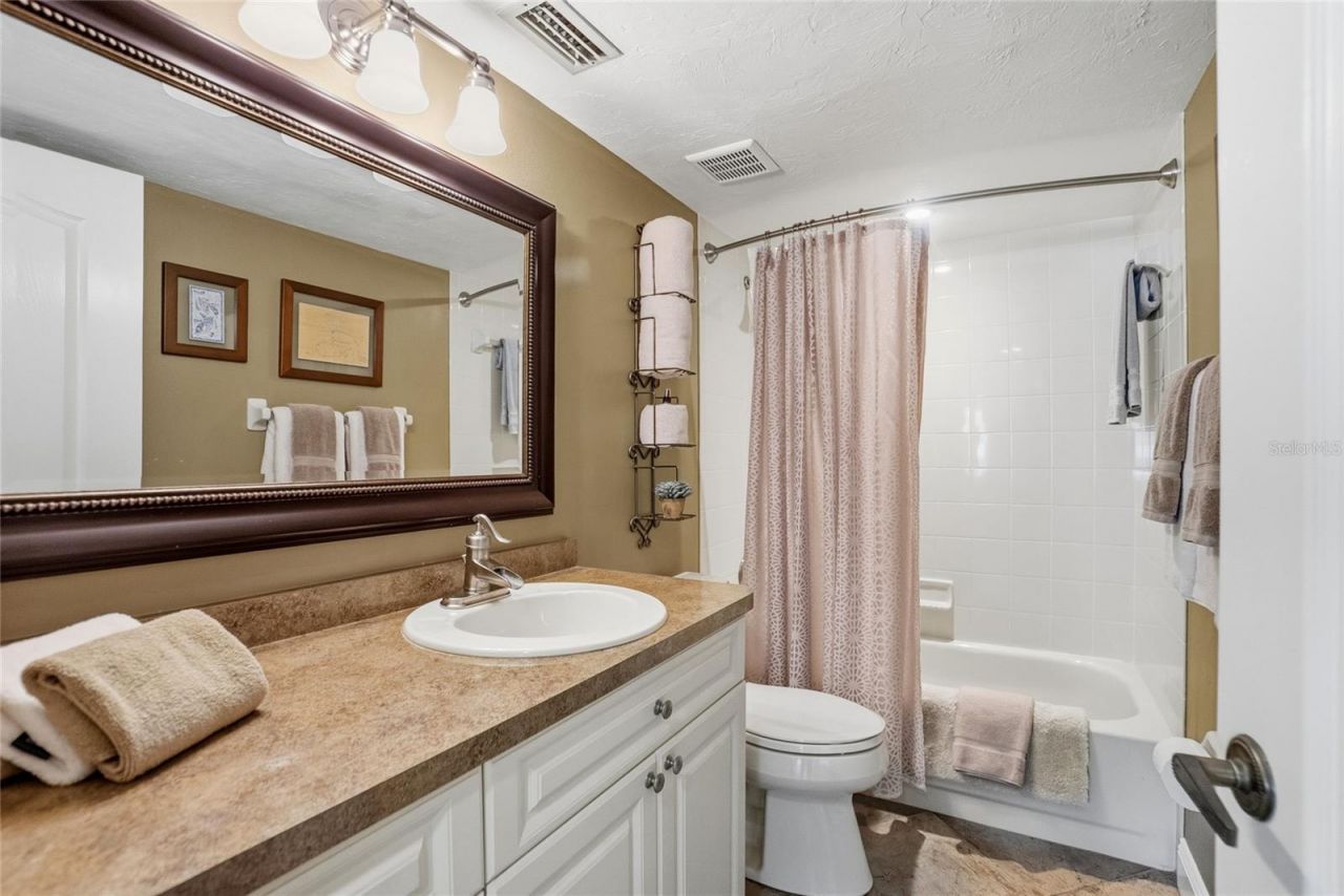 4242 Madeira Court, Unit 3315, Sarasota, FL 34233 Photo