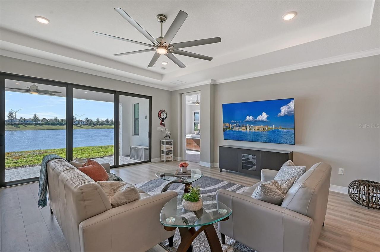 17022 Cresswind Terrace , Lakewood Ranch, FL 34211 Photo