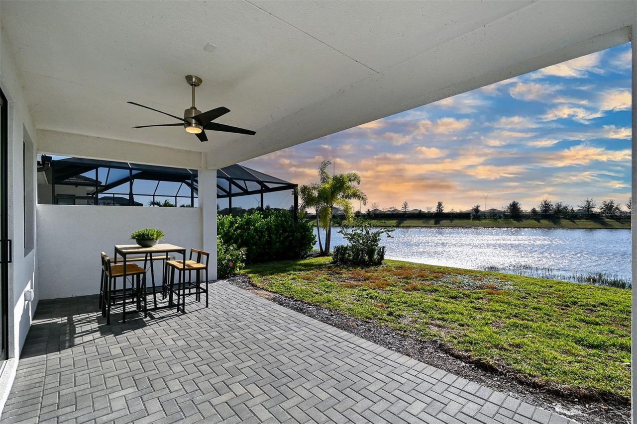 17022 Cresswind Terrace , Lakewood Ranch, FL 34211 Photo
