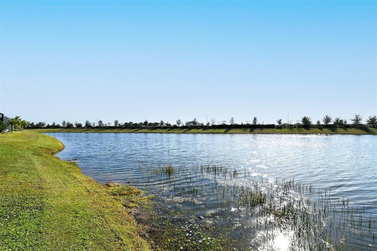 17022 Cresswind Terrace , Lakewood Ranch, FL 34211 Photo