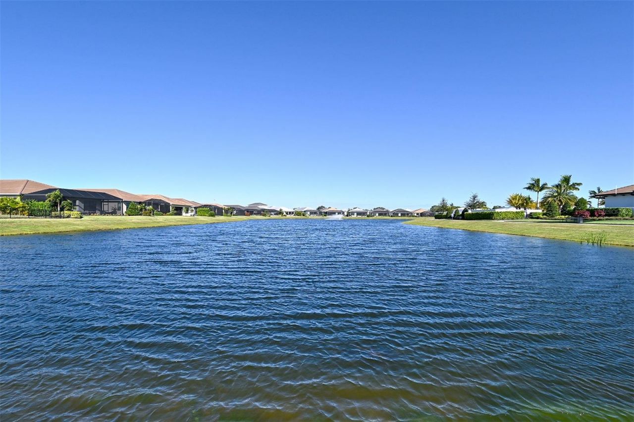 17022 Cresswind Terrace , Lakewood Ranch, FL 34211 Photo