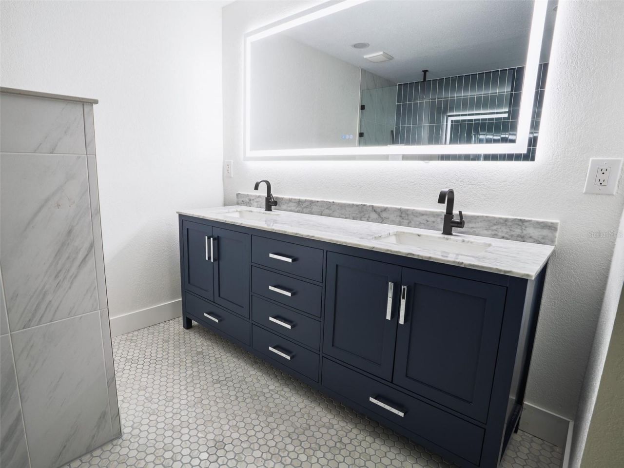 300 84th Avenue Ne, Saint Petersburg, FL 33702 Photo