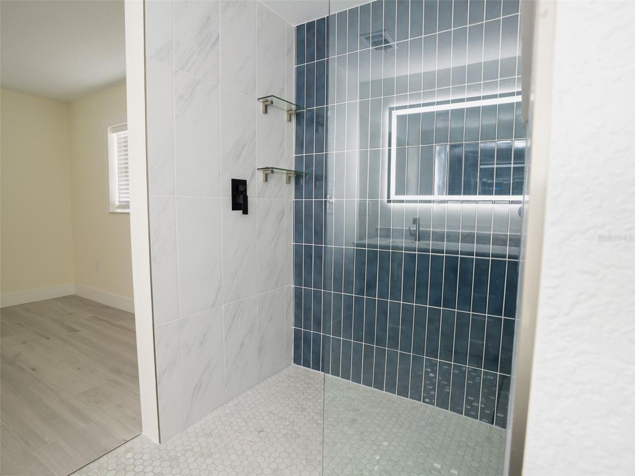 300 84th Avenue Ne, Saint Petersburg, FL 33702 Photo