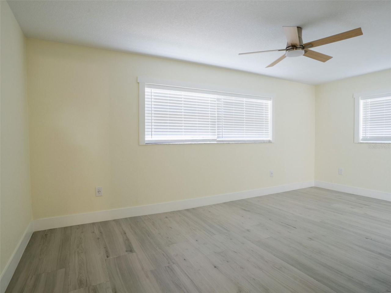 300 84th Avenue Ne, Saint Petersburg, FL 33702 Photo