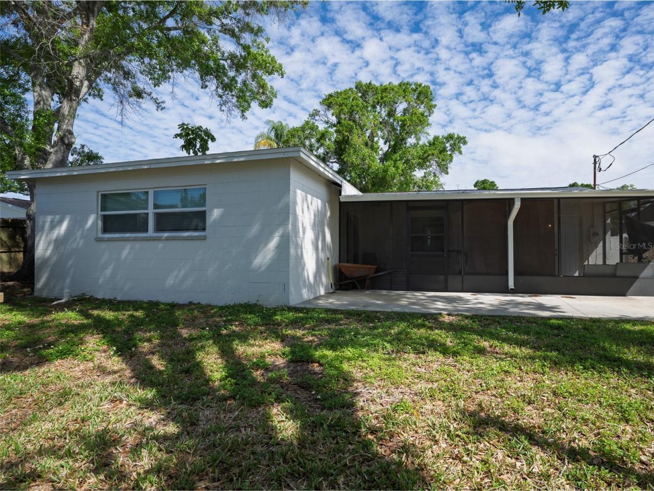 300 84th Avenue Ne, Saint Petersburg, FL 33702 Photo