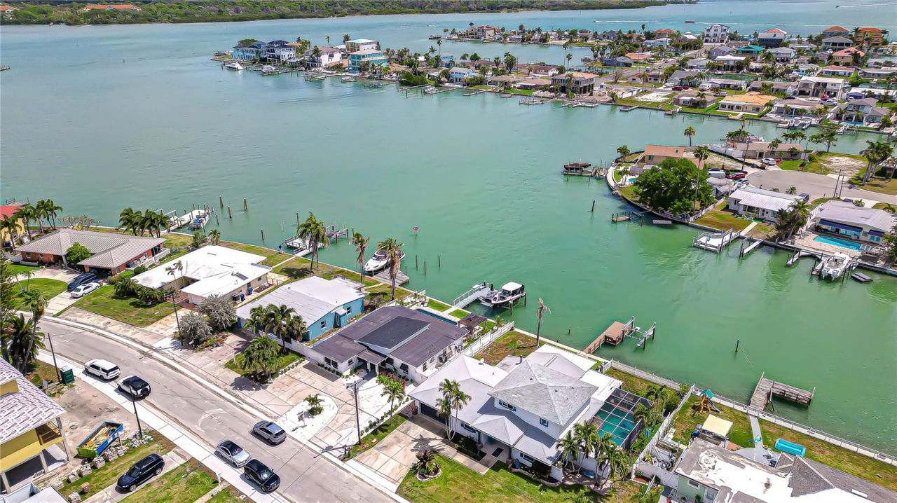 728 Pruitt Drive, Madeira Beach, FL 33708 Photo