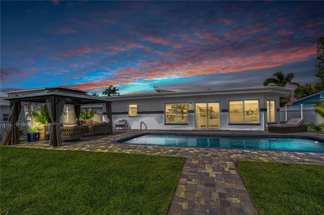 728 Pruitt Drive, Madeira Beach, FL 33708 Photo