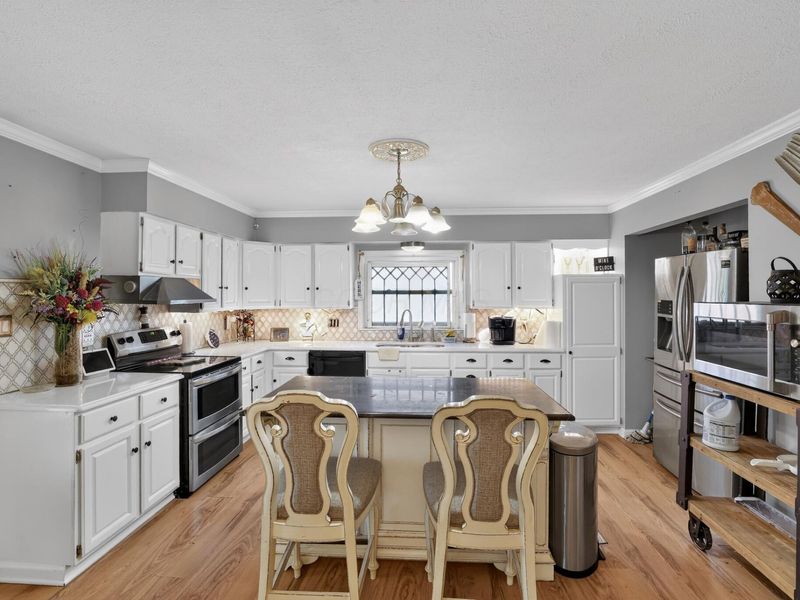2101 W College Road, Syracuse, OH 45779 Photo 9