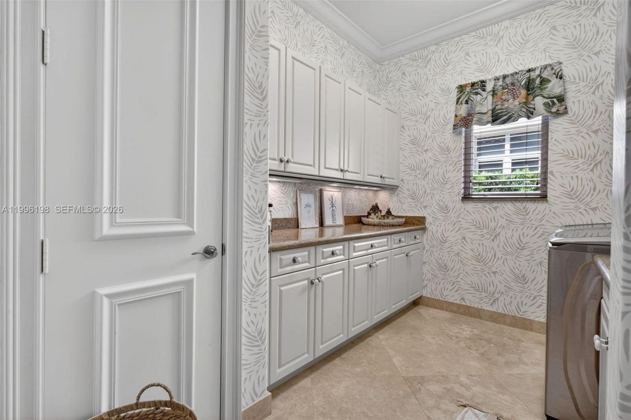 678 Hermitage Cir, Palm Beach Gardens, FL 33410 Photo