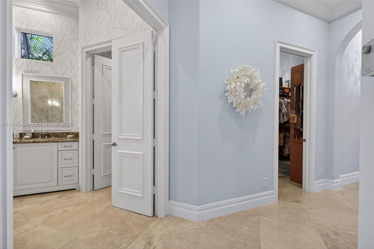 678 Hermitage Cir, Palm Beach Gardens, FL 33410 Photo