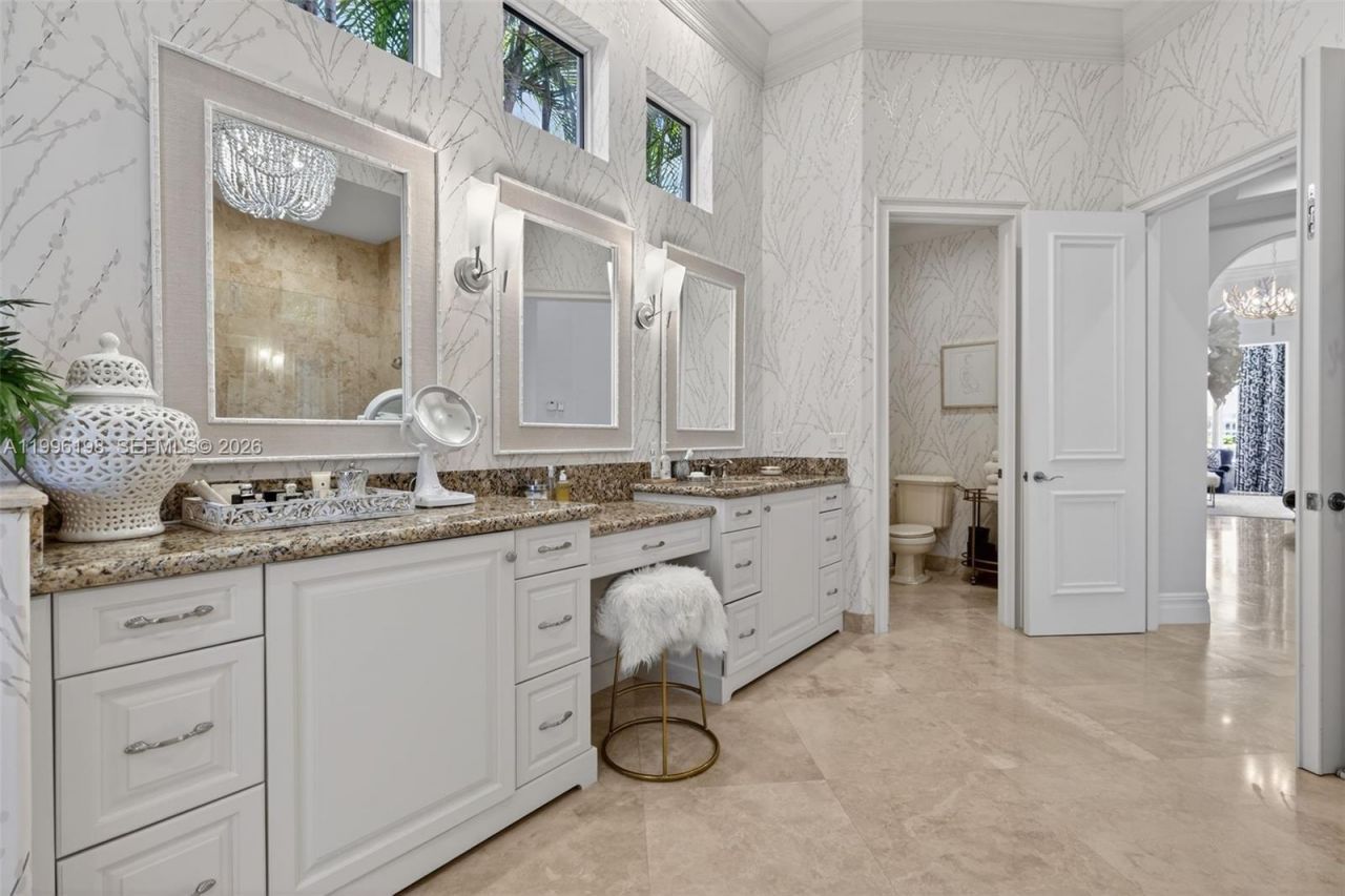 678 Hermitage Cir, Palm Beach Gardens, FL 33410 Photo