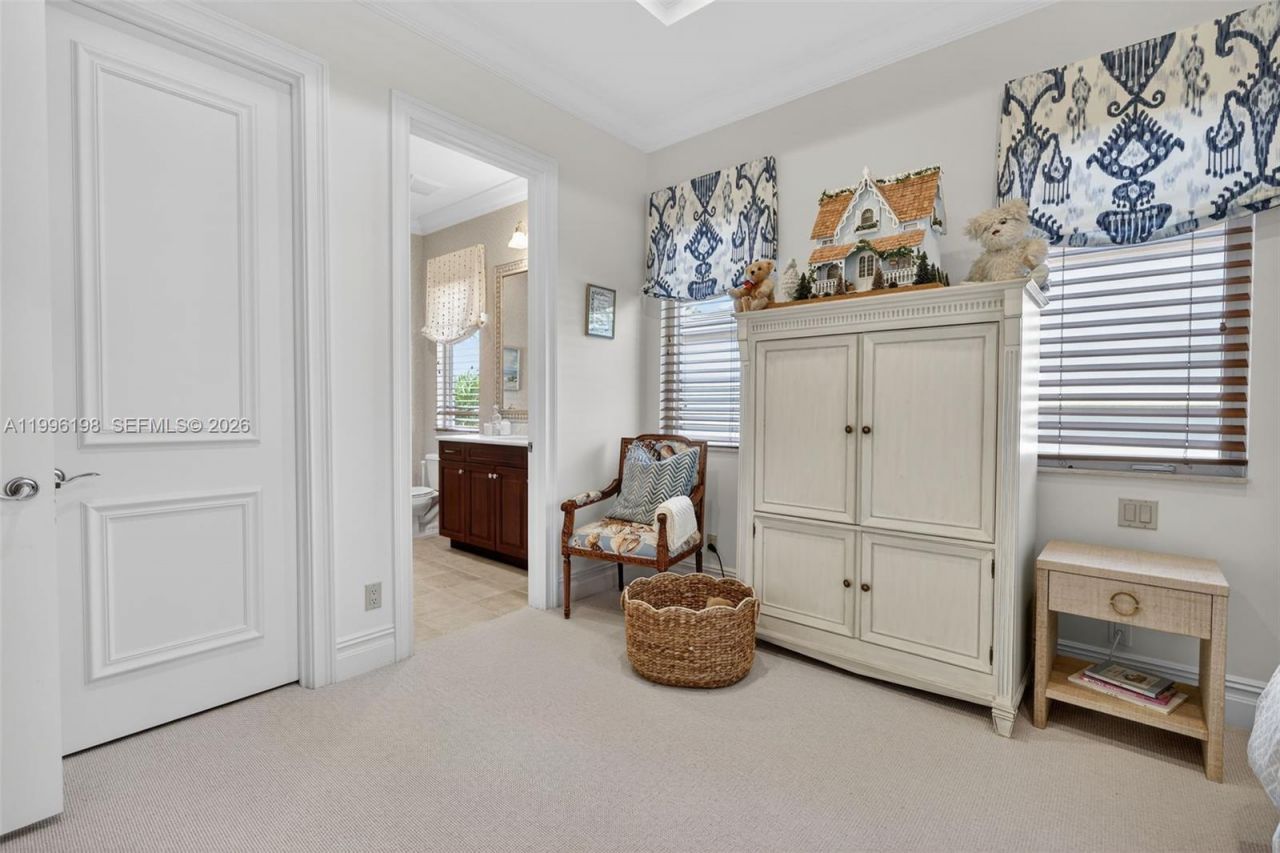 678 Hermitage Cir, Palm Beach Gardens, FL 33410 Photo