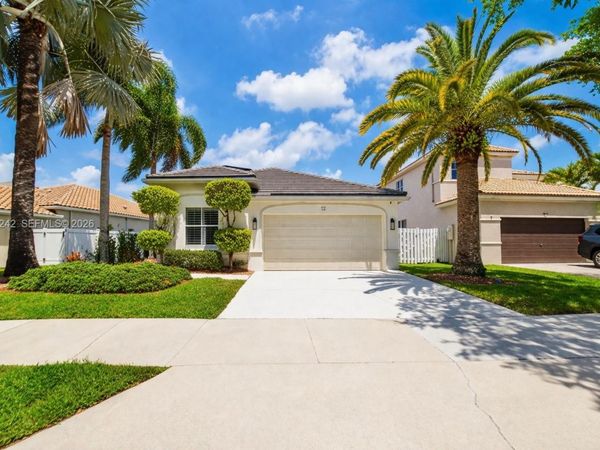 717 Tanglewood Cir , Weston, FL 33327