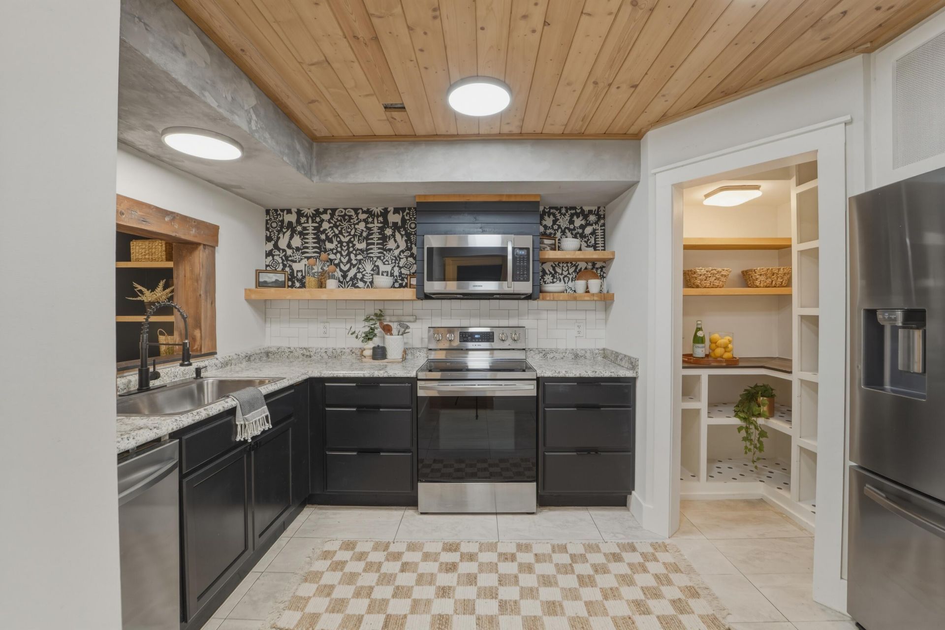 1221 Valley Forge Drive Photo 14