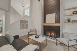 1221 Valley Forge Drive photo 4