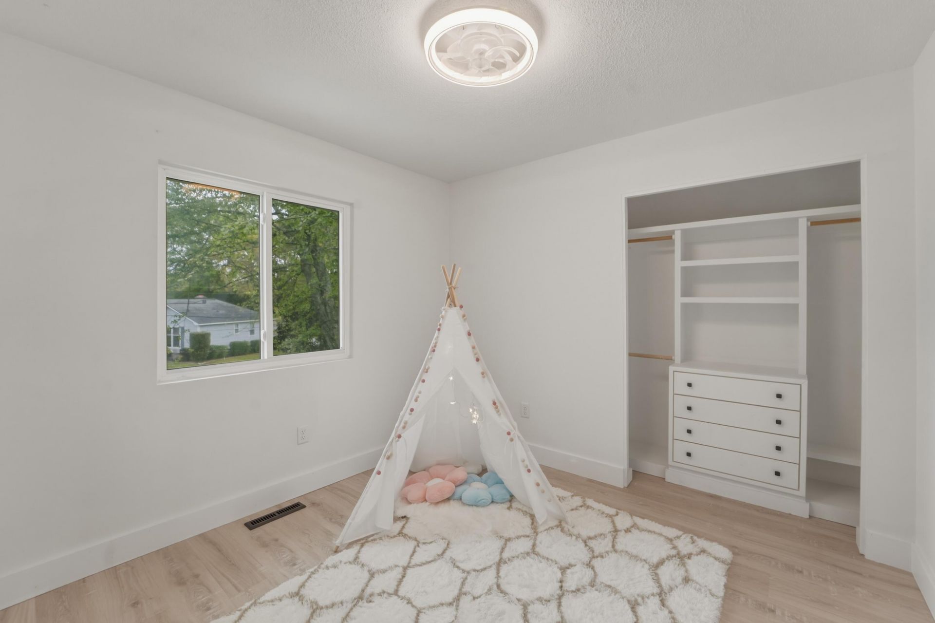 1221 Valley Forge Drive Photo 35