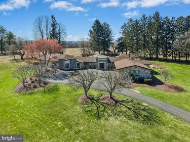 2334 RIVERBEND ROAD, ALLENTOWN, PA 18103