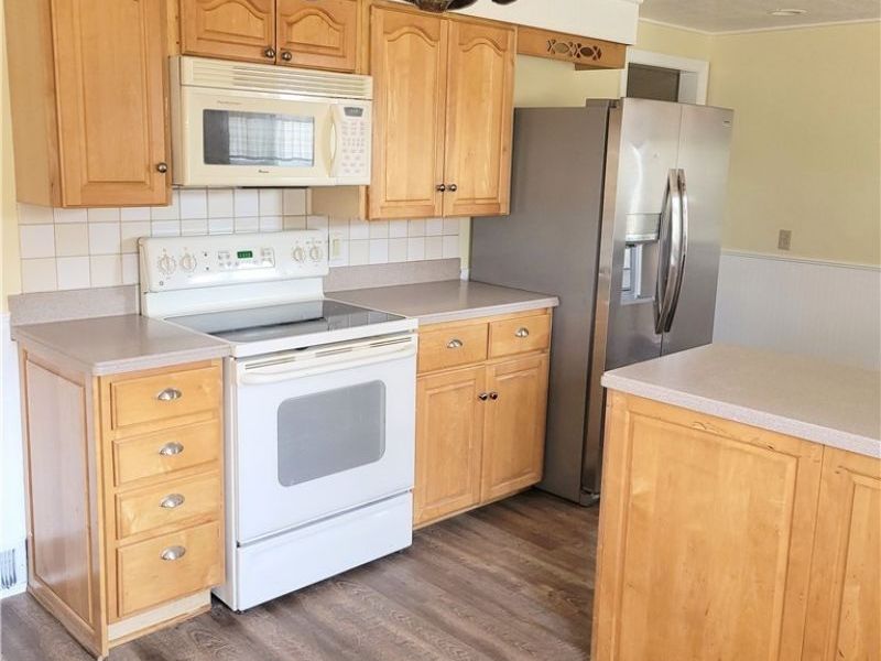 3405 Frazer Avenue NW, Canton, OH 44709 Photo 5