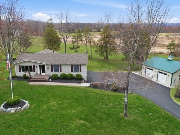 144 Allamuchy Rd, Frelinghuysen, NJ 07821