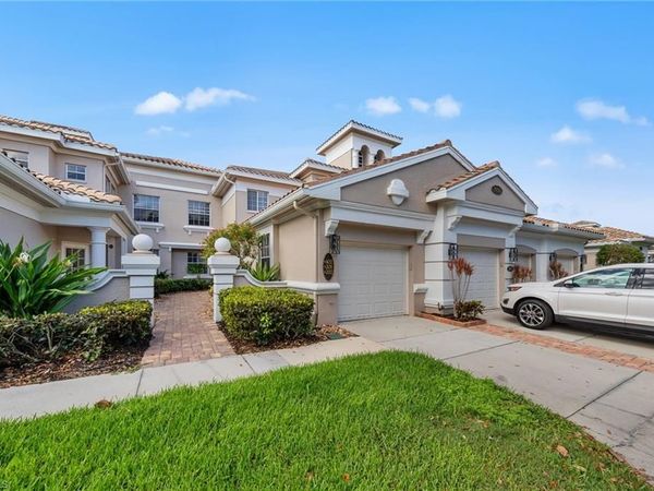 3920 Deer Crossing CT, Unit 202, NAPLES, FL 34114