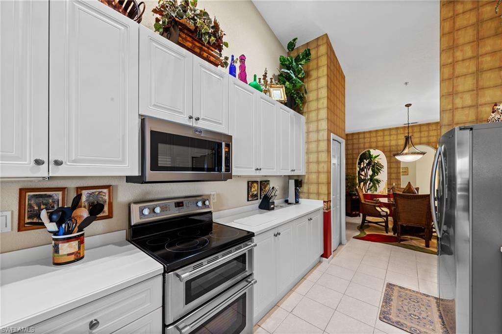 3920 Deer Crossing Ct, Unit 202, Naples, FL 34114 Photo