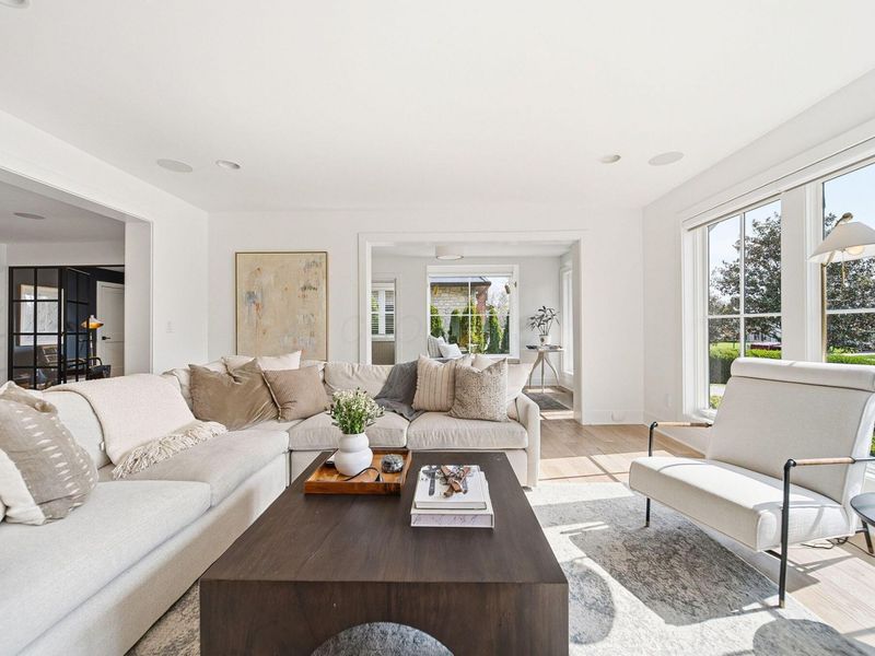 2006 Cambridge Boulevard, Columbus, OH 43221 Photo 10