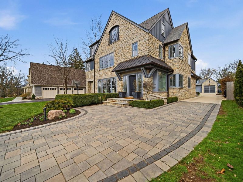 2006 Cambridge Boulevard, Columbus, OH 43221 Photo 3