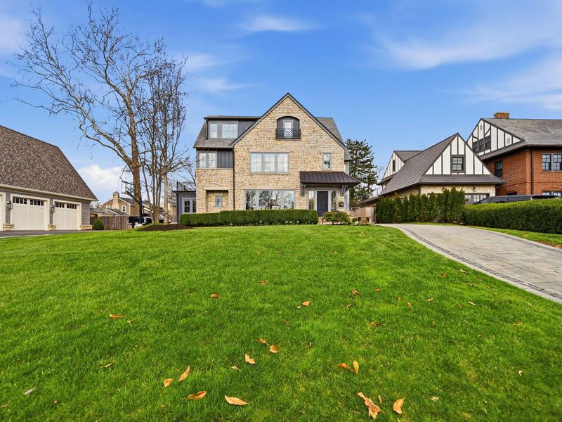 2006 Cambridge Boulevard, Columbus, OH 43221 Photo 4