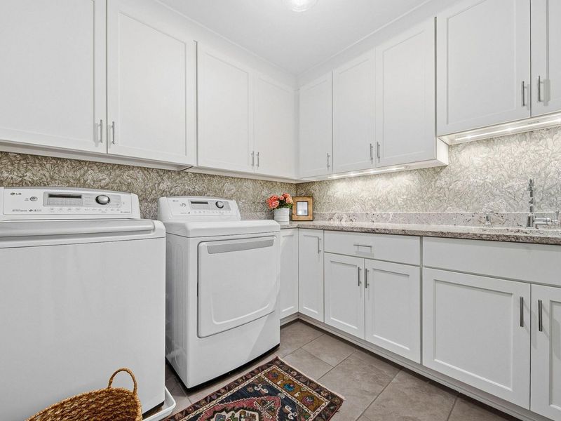 2006 Cambridge Boulevard, Columbus, OH 43221 Photo 42