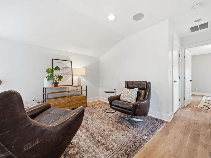 2006 Cambridge Boulevard, Columbus, OH 43221 Photo 59