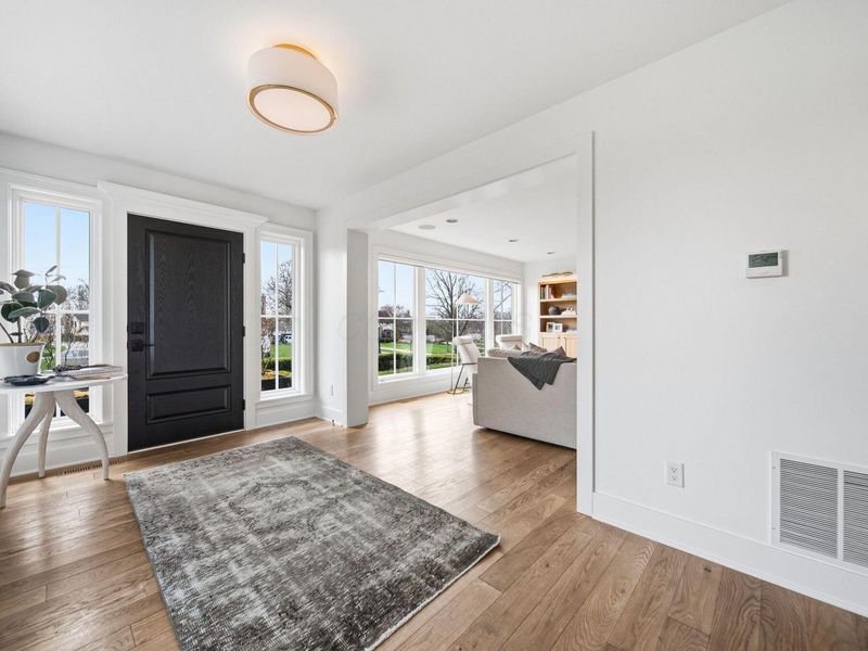 2006 Cambridge Boulevard, Columbus, OH 43221 Photo 6