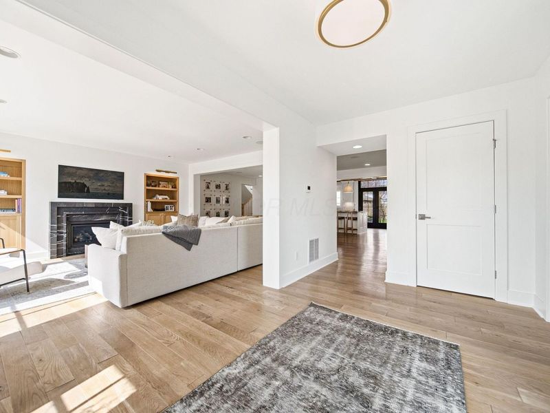 2006 Cambridge Boulevard, Columbus, OH 43221 Photo 7