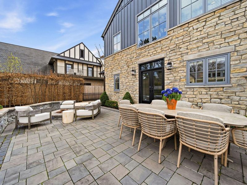 2006 Cambridge Boulevard, Columbus, OH 43221 Photo 71