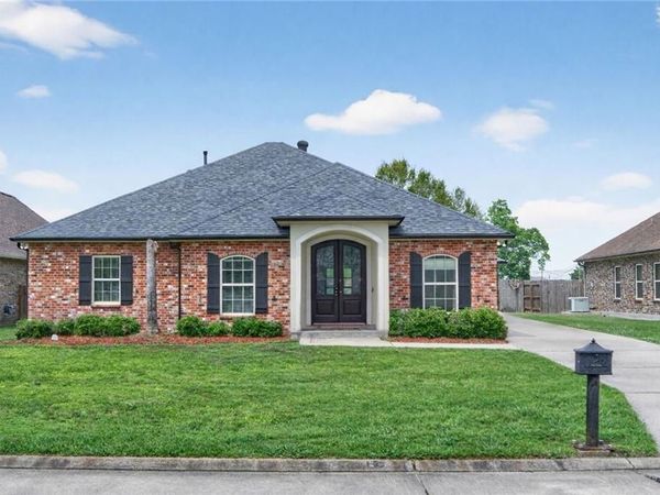 252 DOLIVIER Street, Belle Chasse, LA 70037