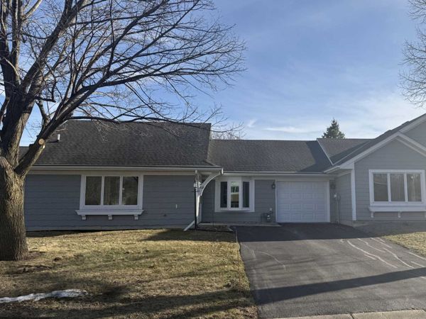 518 Devonshire Drive, Norwood Young America, MN 55397