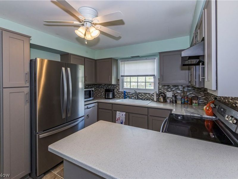 4607 Woodside Avenue NW, Canton, OH 44709 Photo 3