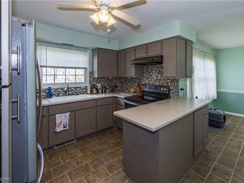 4607 Woodside Avenue NW, Canton, OH 44709 Photo 4