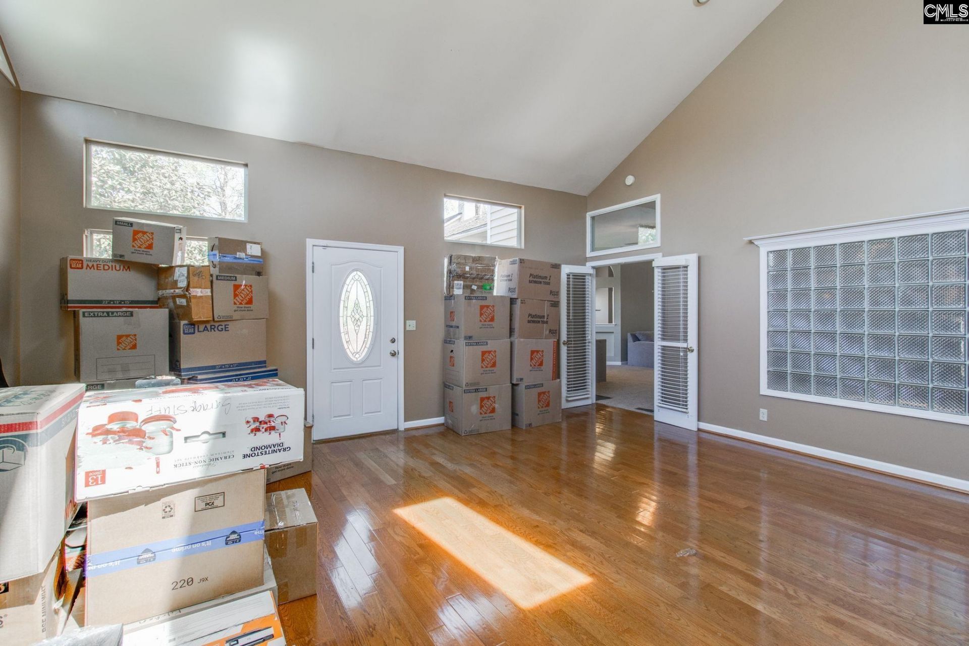 112 Chippenham Circle Photo 15