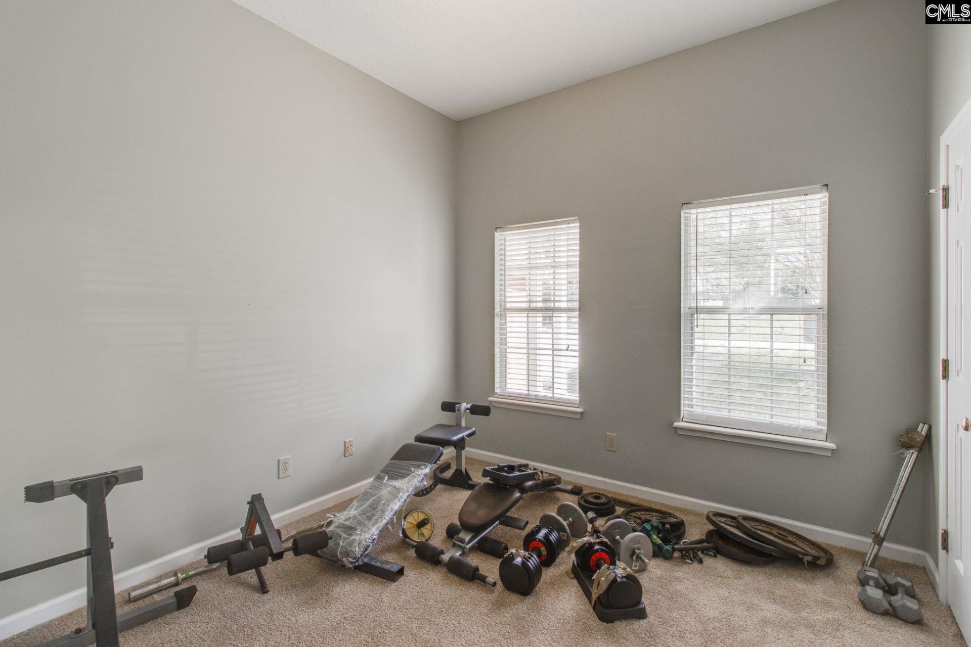 112 Chippenham Circle Photo 24