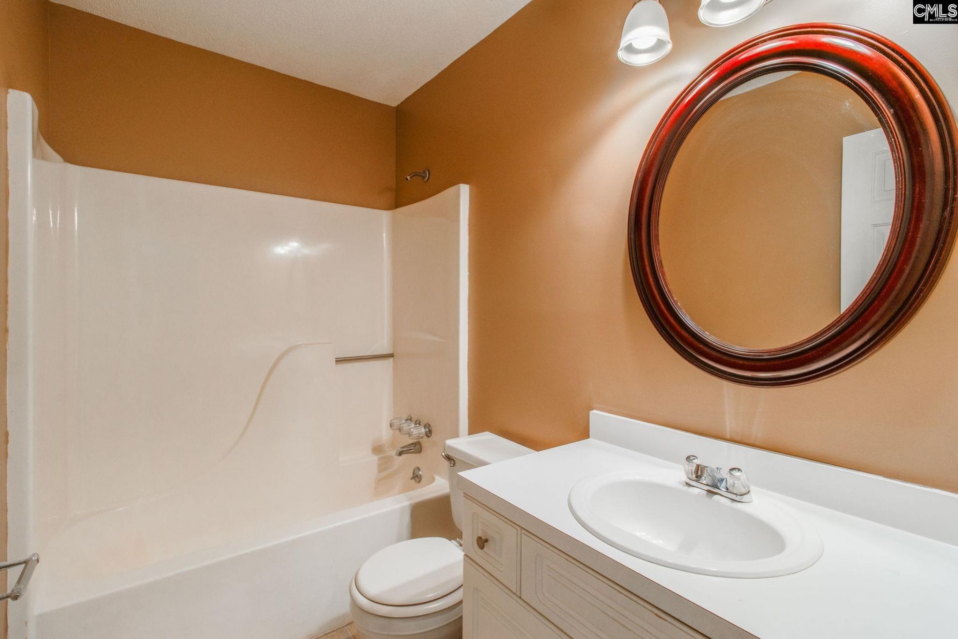 112 Chippenham Circle Photo 28